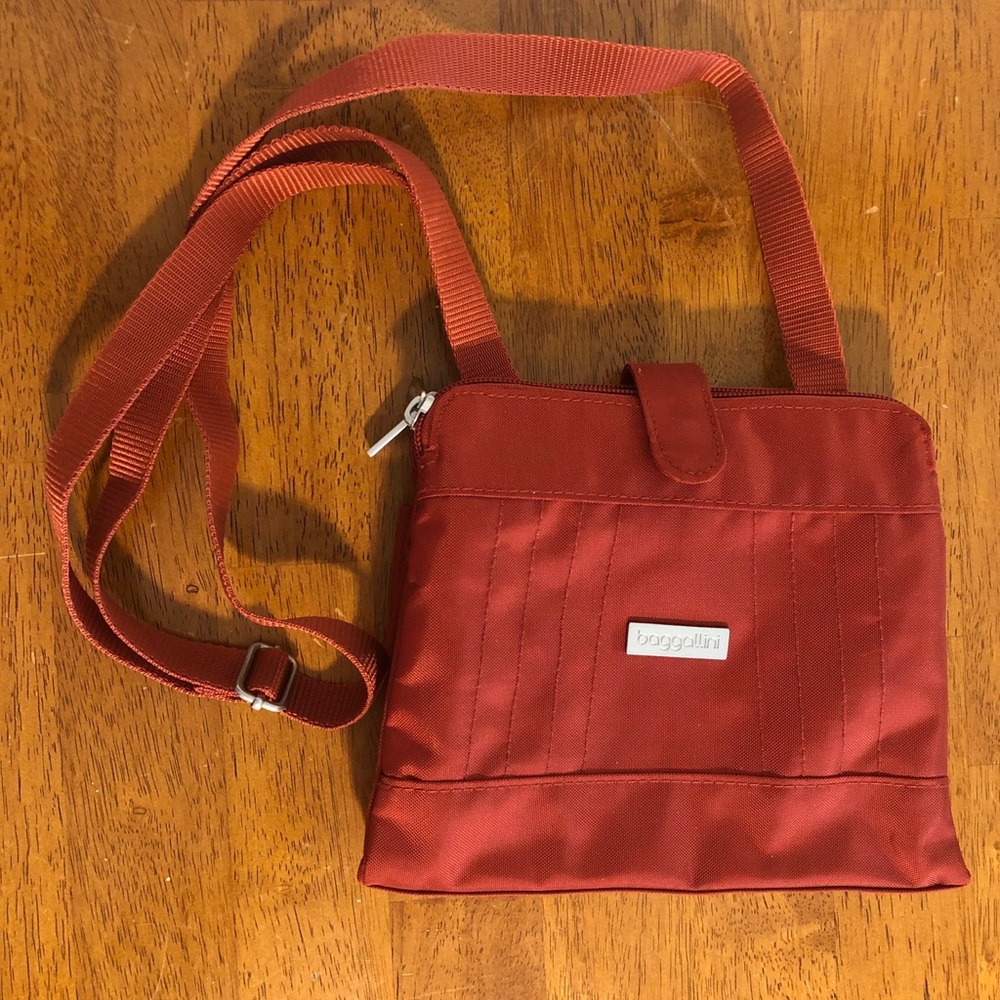 Baggallini Mini Crossbody